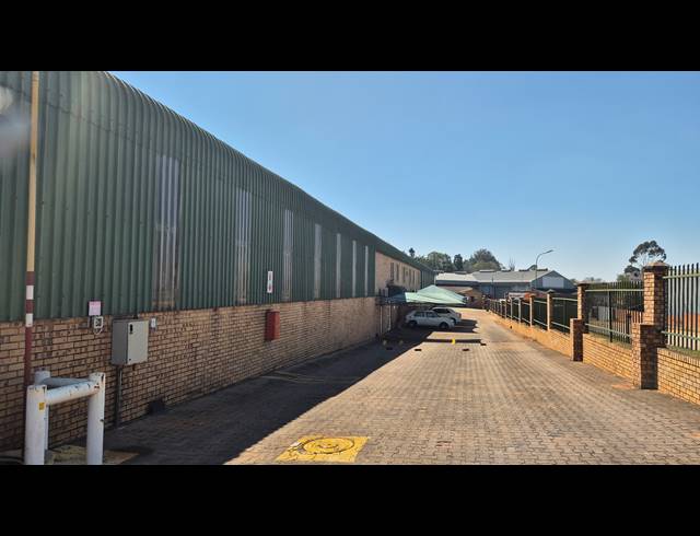 3,660M² WAREHOUSE TO LET IN WHITE RIVER INDUSTRIAL